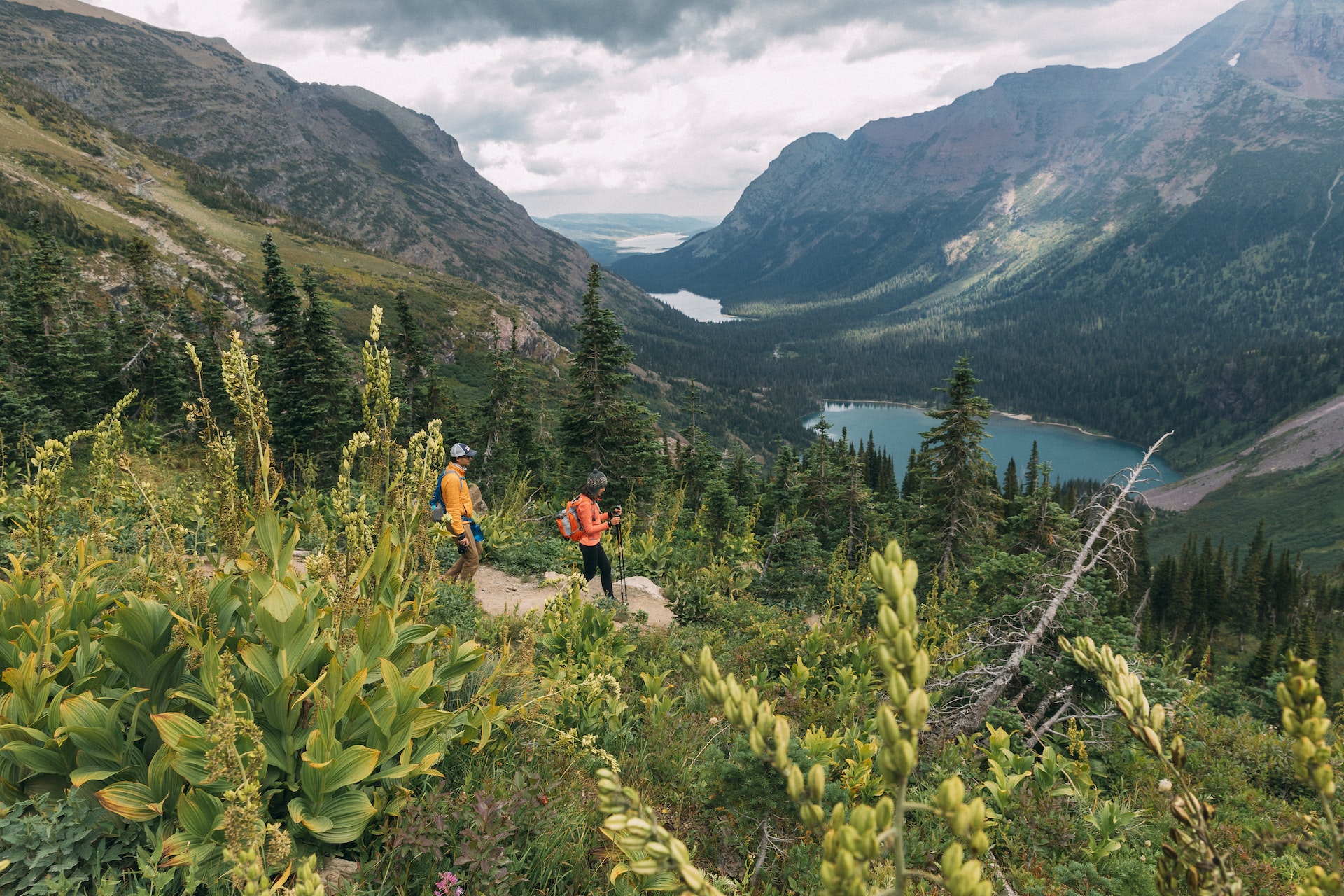 Couple hiking in Glacier National Park, Montana